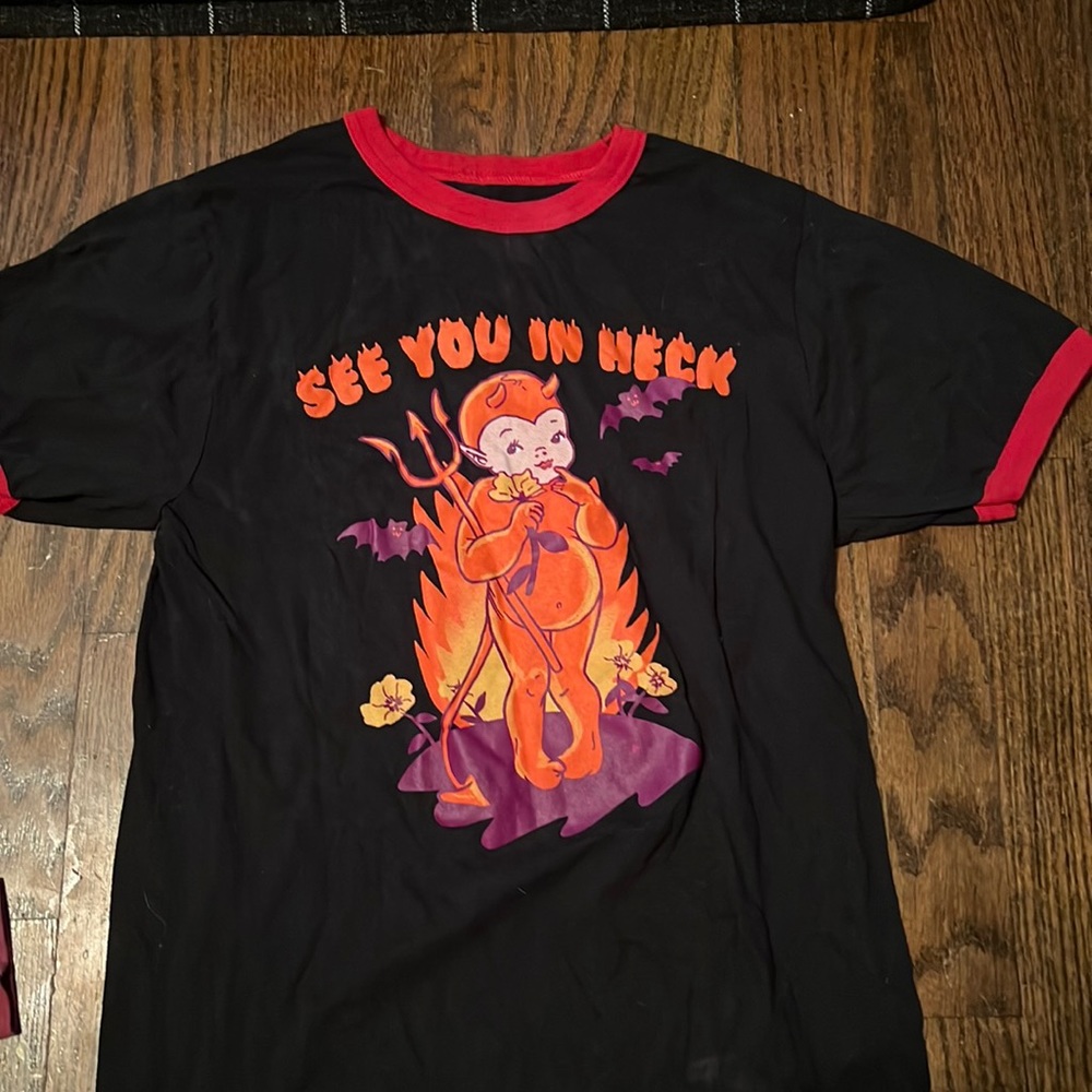 Womens tee